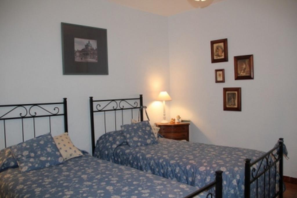 B&B Cascina Santa กาวี ห้อง รูปภาพ