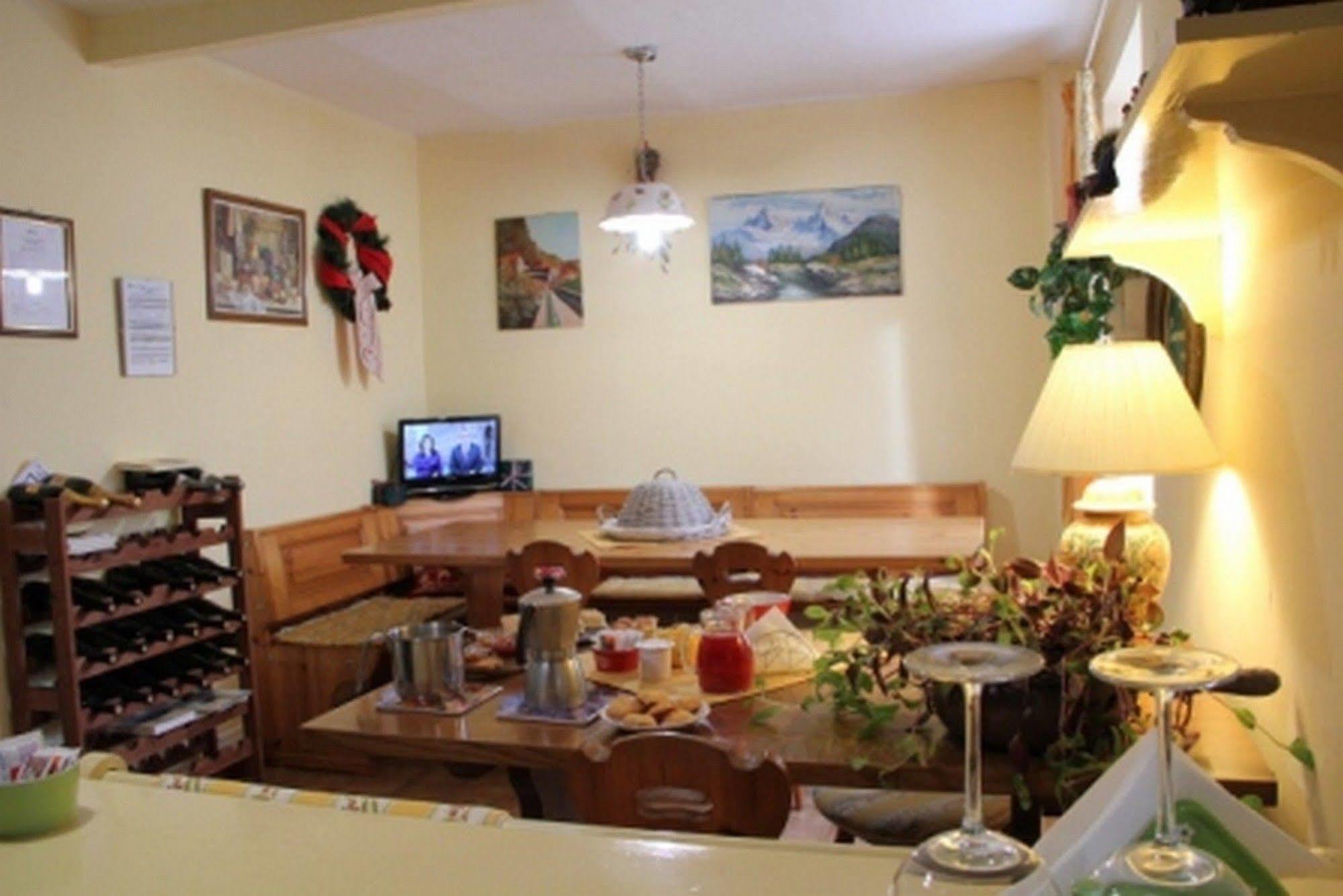 B&B Cascina Santa กาวี ภายนอก รูปภาพ