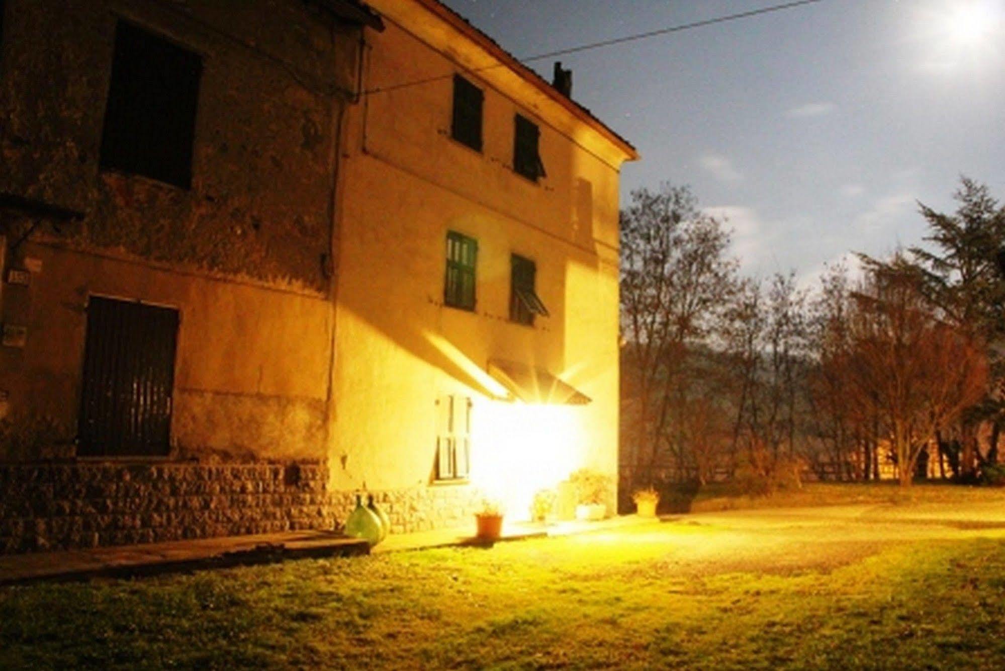 B&B Cascina Santa กาวี ภายนอก รูปภาพ
