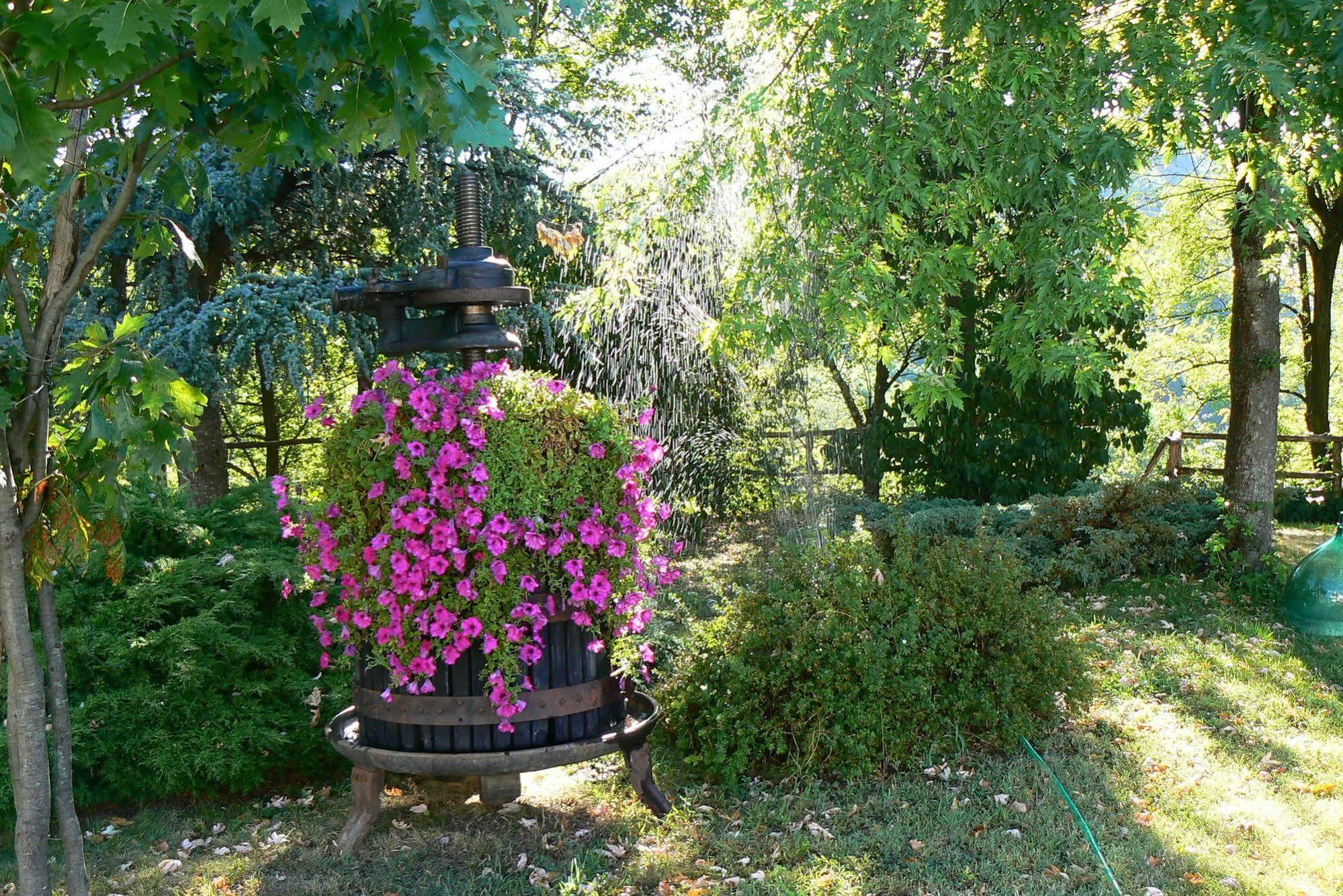 B&B Cascina Santa กาวี ภายนอก รูปภาพ